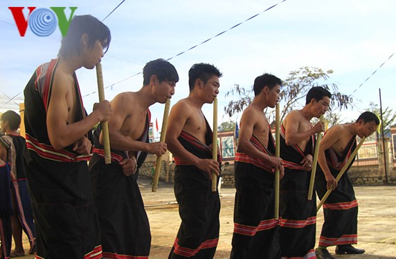 La fête du riz nouveau des Gie Trieng - ảnh 1